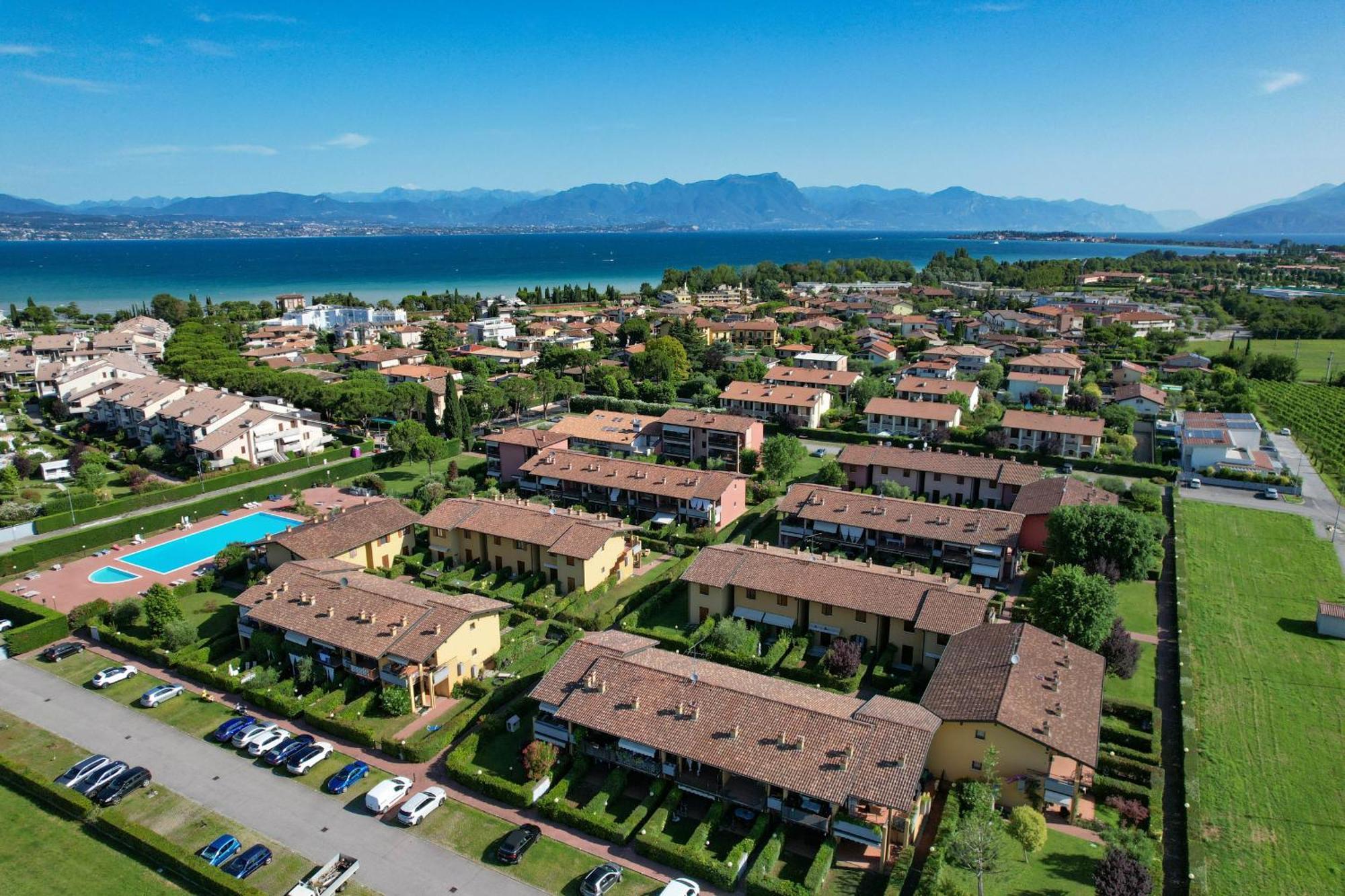 Appartamento Al Cascinale Desenzano del Garda Exterior foto